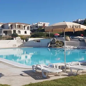  Apartment Baia Santa Reparata